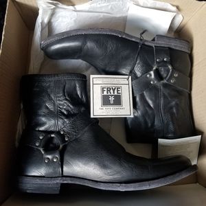 FRYE Men's Leather Boots